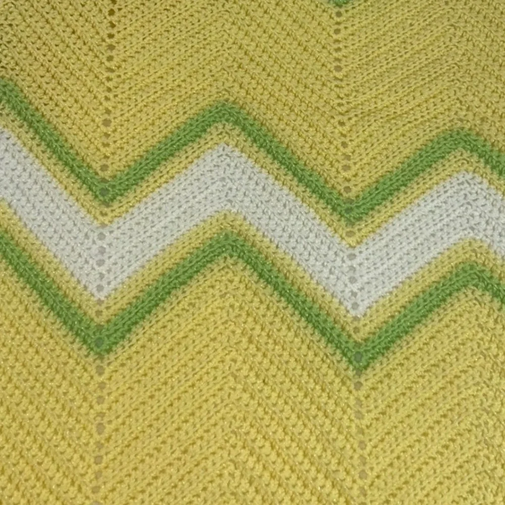Handmade Crochet Blanket Yellow Green White Chevron Zig Zag‎ Throw Knit 52 x 74